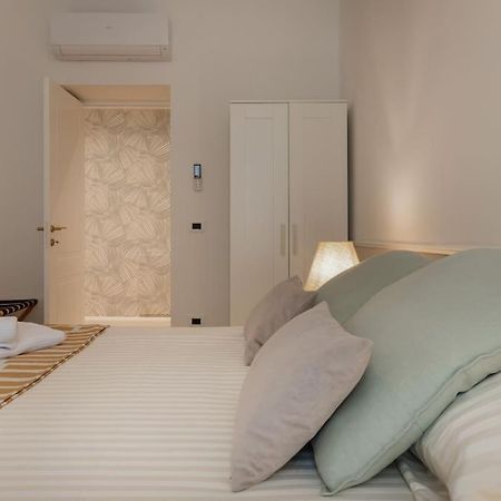 Foscolo 46 - Elegant Family Apartment Trieste Eksteriør billede