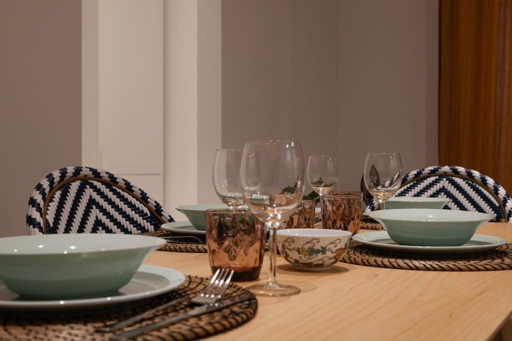 Foscolo 46 - Elegant Family Apartment Trieste Eksteriør billede